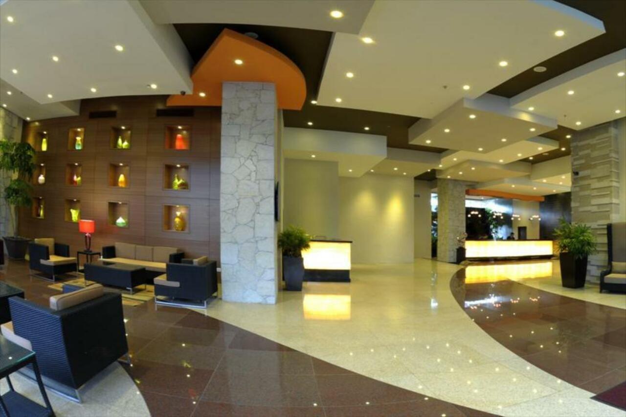 Hock Lee Hotel & Residences Kuching Dış mekan fotoğraf
