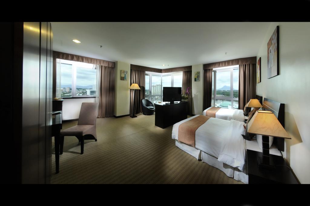 Hock Lee Hotel & Residences Kuching Dış mekan fotoğraf