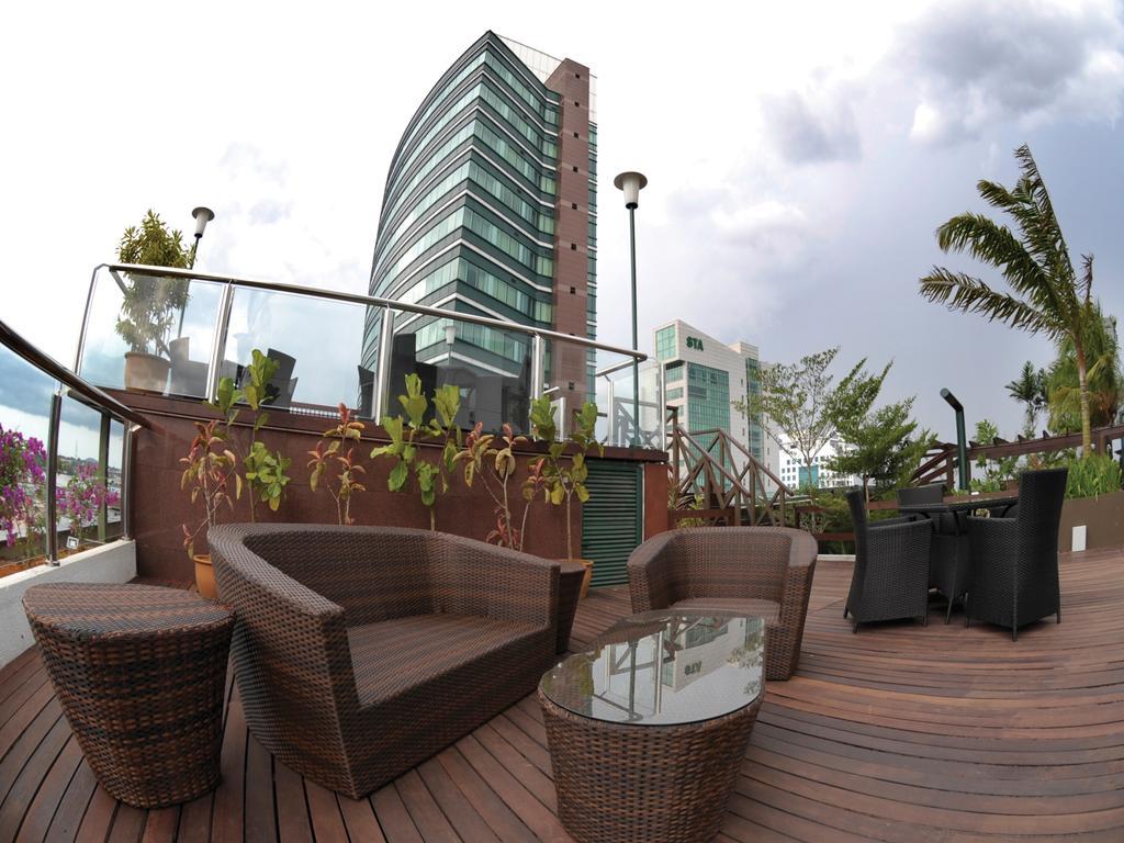 Hock Lee Hotel & Residences Kuching Dış mekan fotoğraf